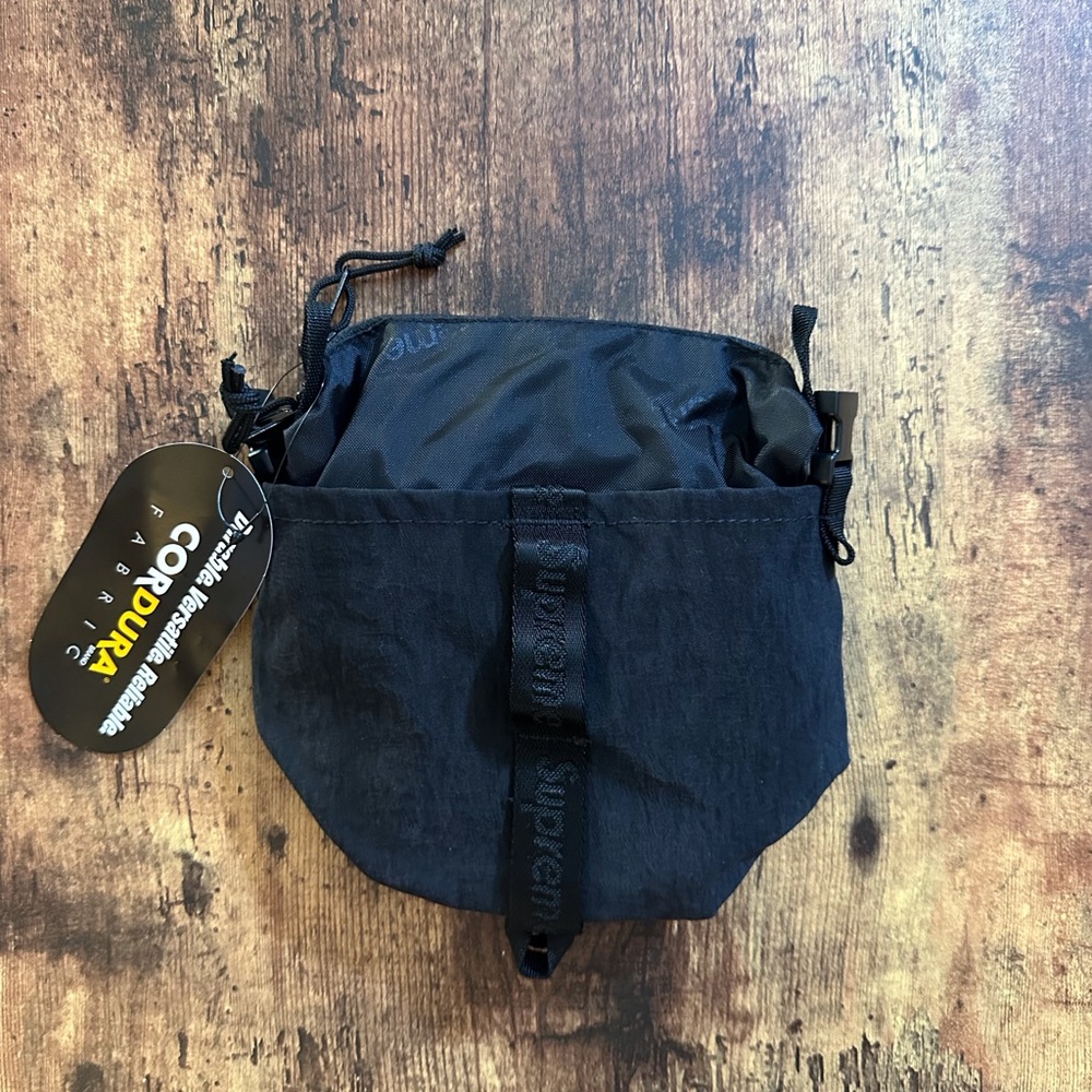 Supreme 2020 Neck Pouch NWT